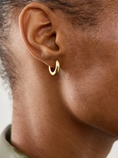 Bold Large Hoops in 18kt Gold