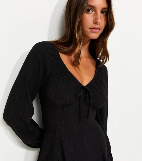 Women's Black Long Sleeve Crinkle Texture Godet Skirt Mini Dress