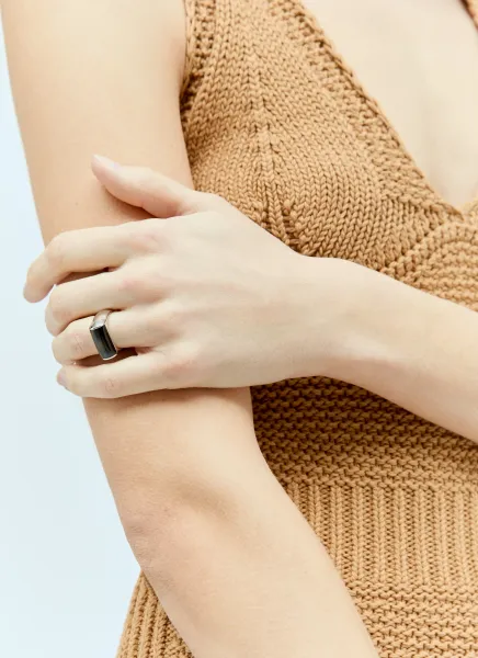 Crest Ring