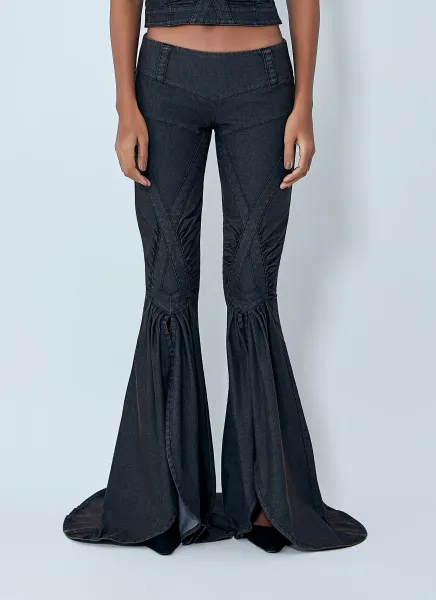 Flared Jeans