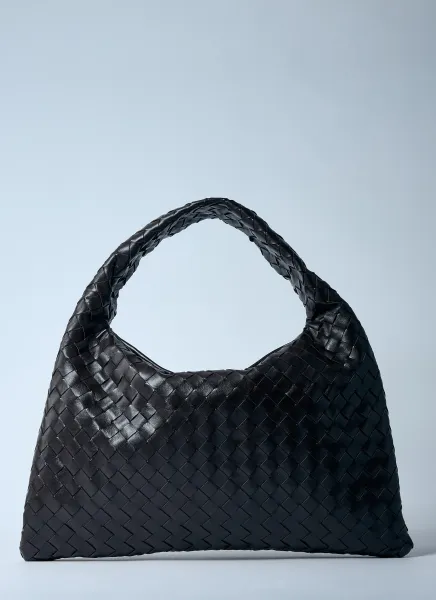 Small Hop Shoulder Bag