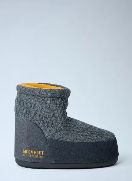 Icon Low Nolace Knit Boots