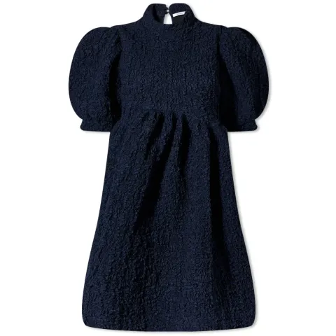 Uma Dress Voluminous