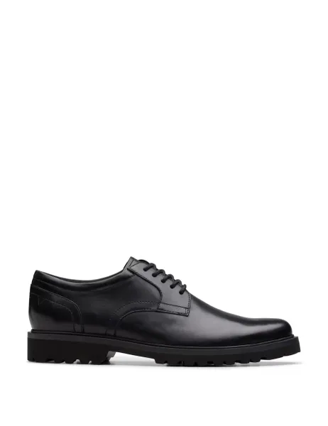 Clarks Wide Fit Leather Derby Shoes Black