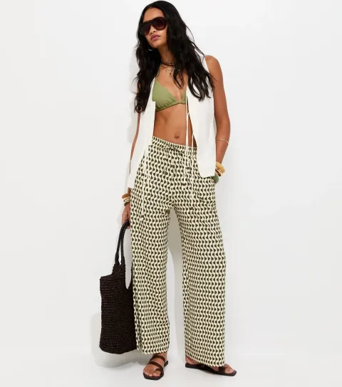 New Look Women's Green Geometric Crinkle Wide Leg Trousers