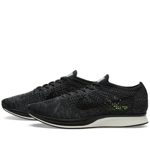 Flyknit Racer