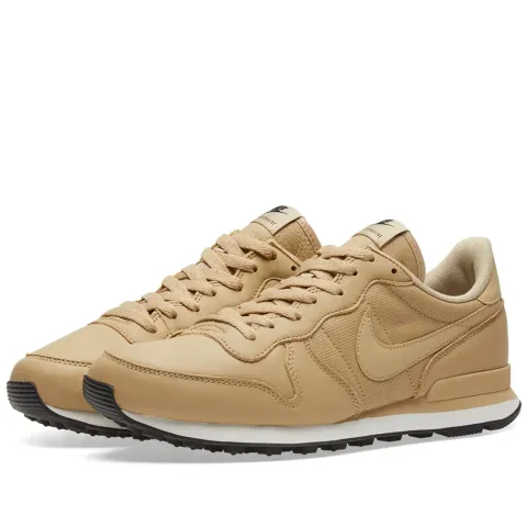Internationalist