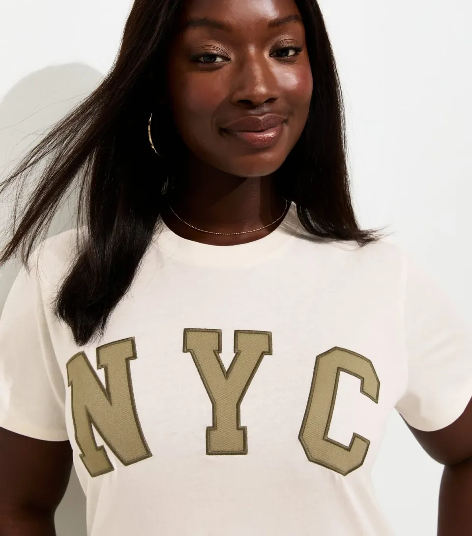 Women's Plus Size Off White Cotton NYC Relaxed Fit T-Shirt Curves