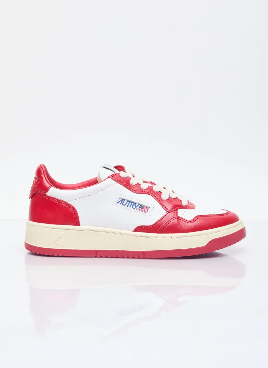 Medalist Low Top Sneakers