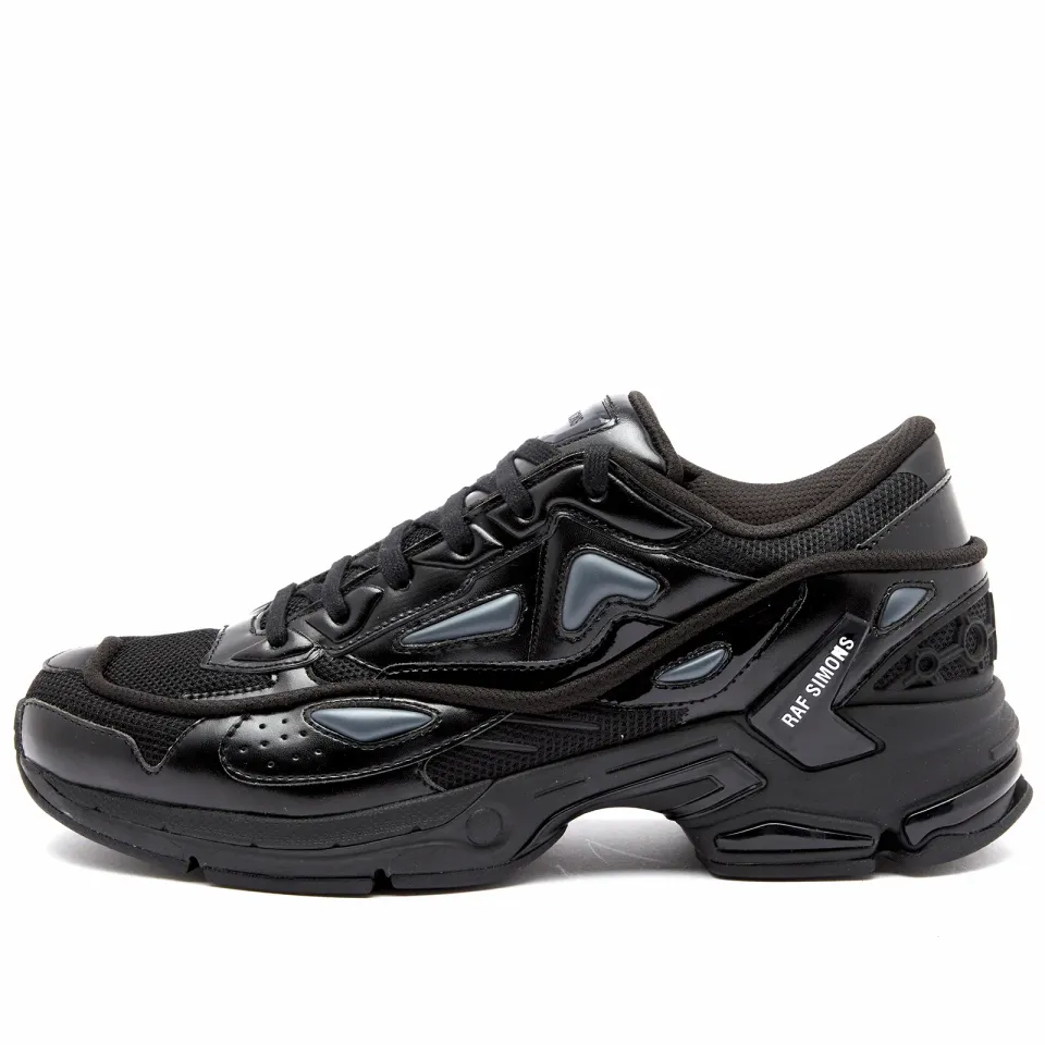 Phraxus Oversized Sneaker