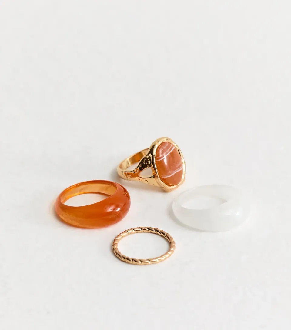 Pack of 4 Gold Tone and Resin Rings