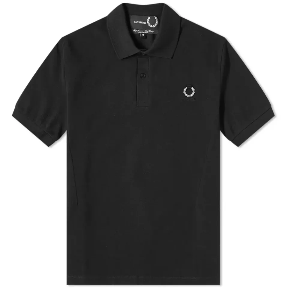 Fred Perry Reissues x Raf Simons Metal Wreath Polo