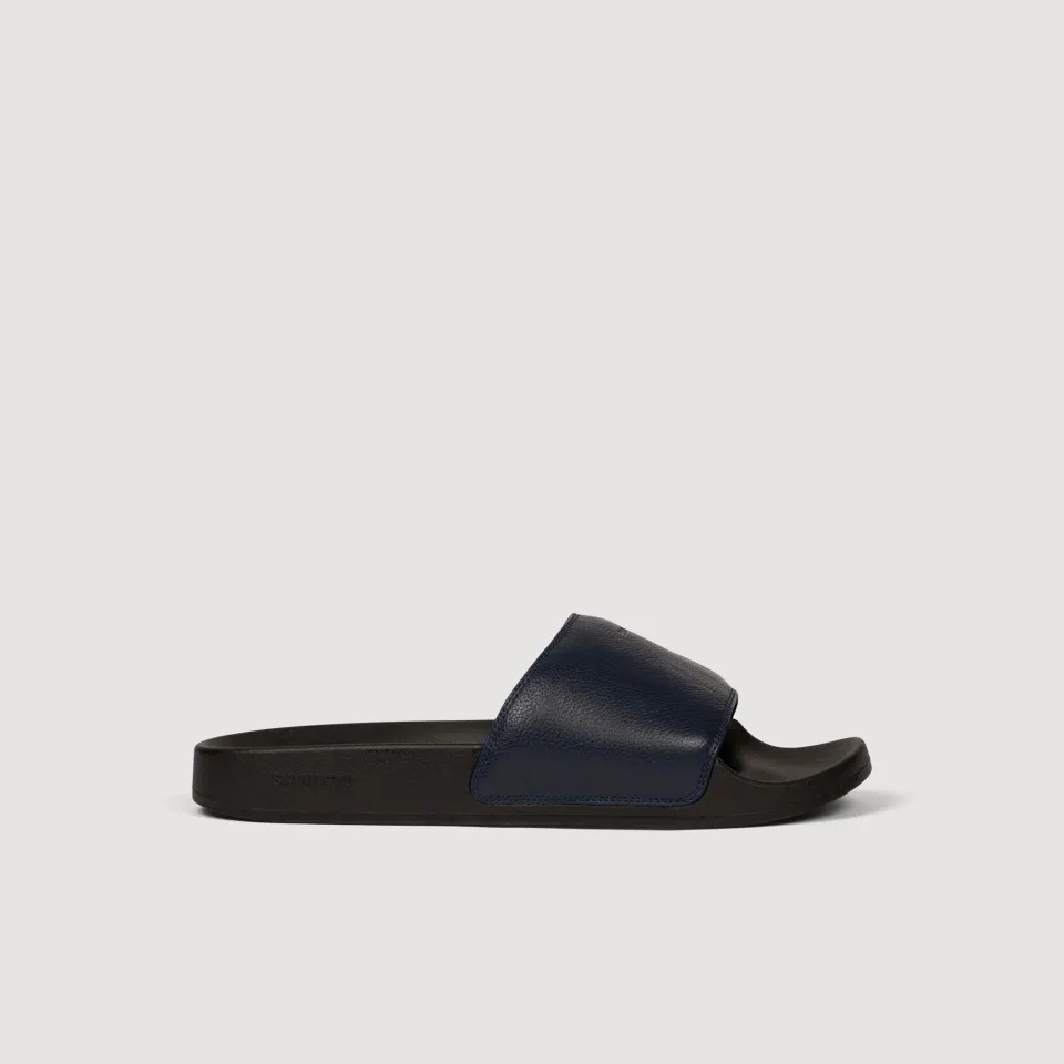 Grained leather sandals