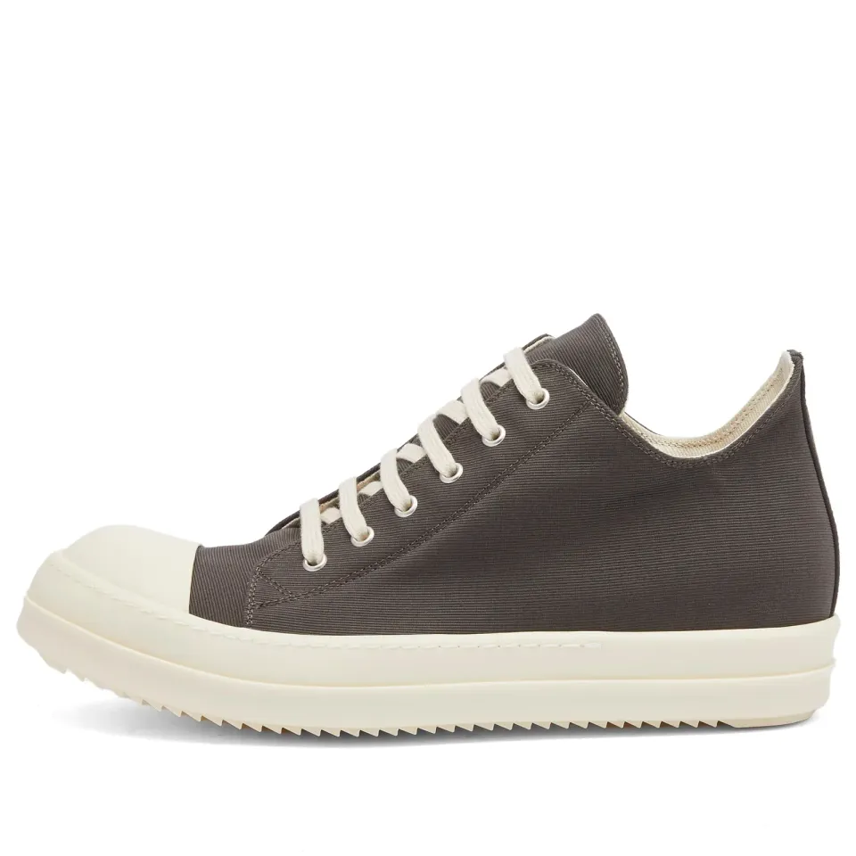 Low Sneaks Sneaker