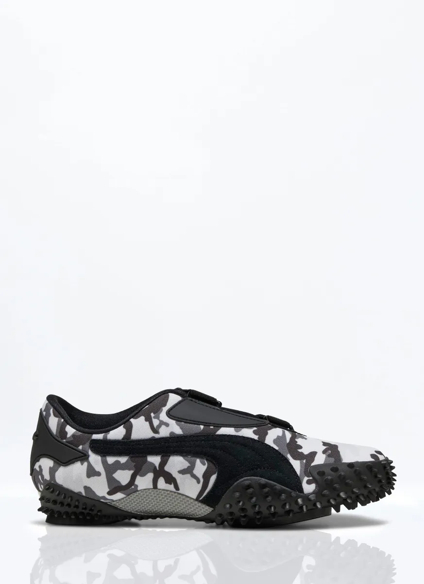 Mostro Camo Sneakers