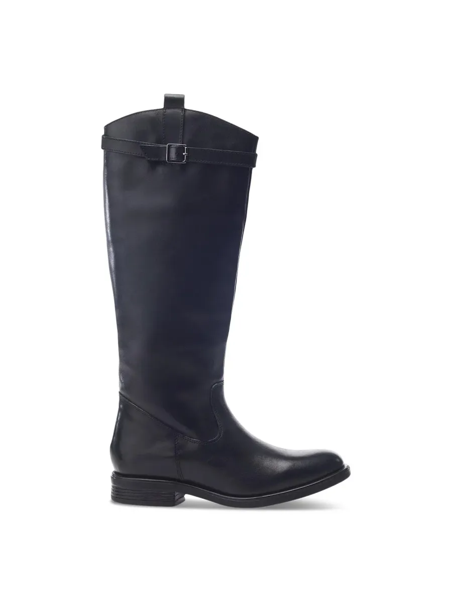 B.Luna Leather Boots