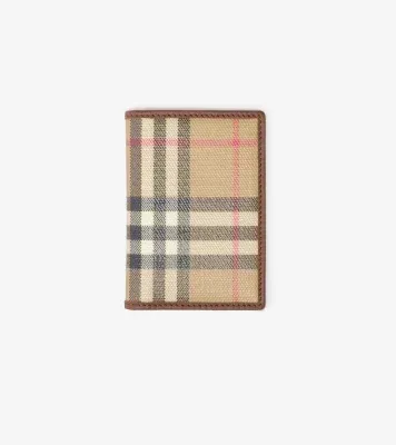 Check Passport Holder in Archive beige - Men, Cotton