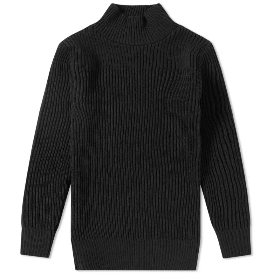 Fang Crew Knit