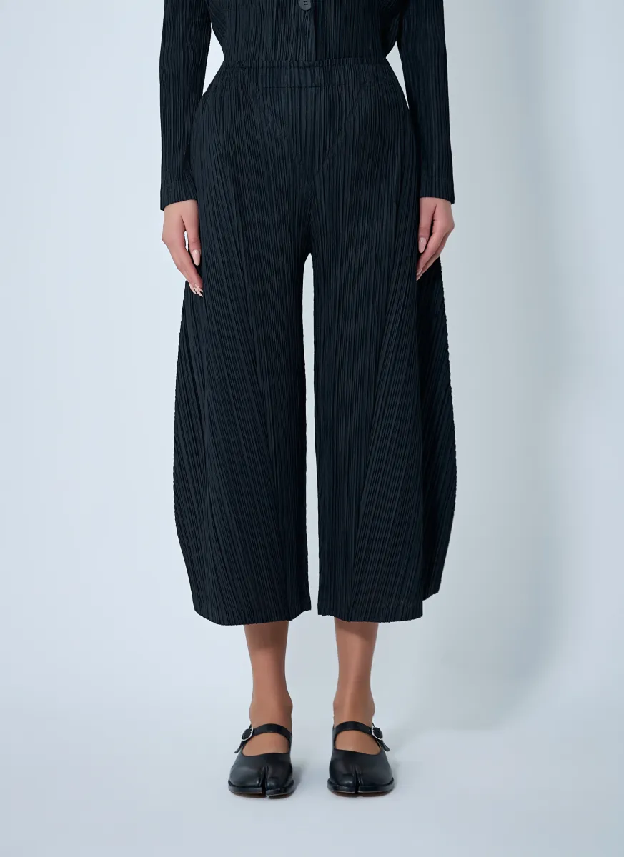 Cropped Pleated Pants