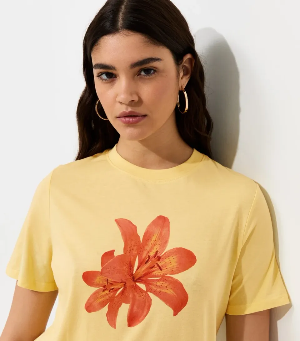 Women's Light Yellow Cotton Tiger Lily Print Relaxed T-Shirt
