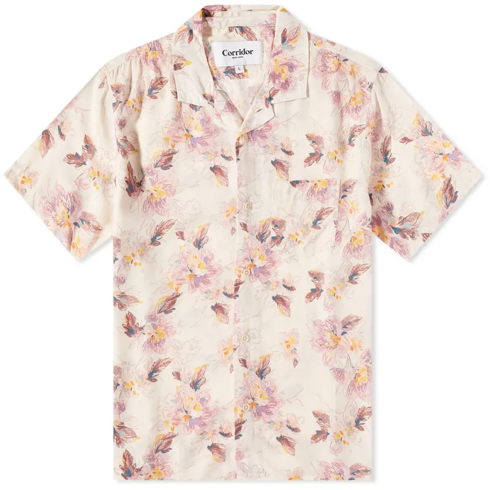 Novella Floral Vacation Shirt