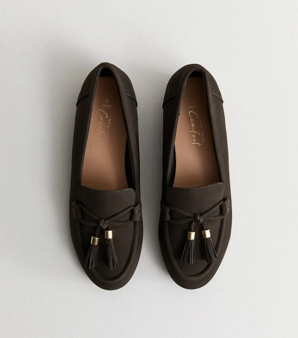 Women's Wide Fit Brown Faux Suede Tasseled Loafers Vegan