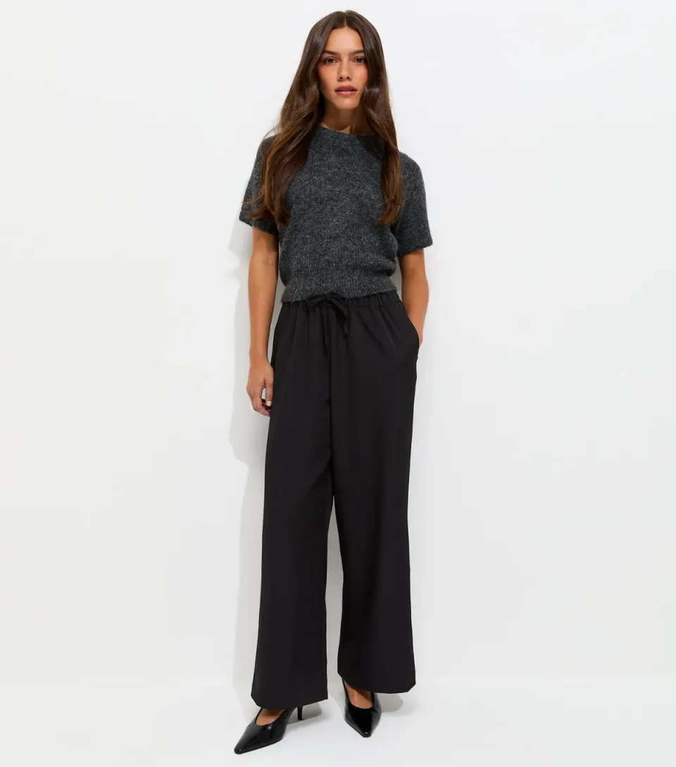 Women's Petite Black Pull On Wide Leg Trousers