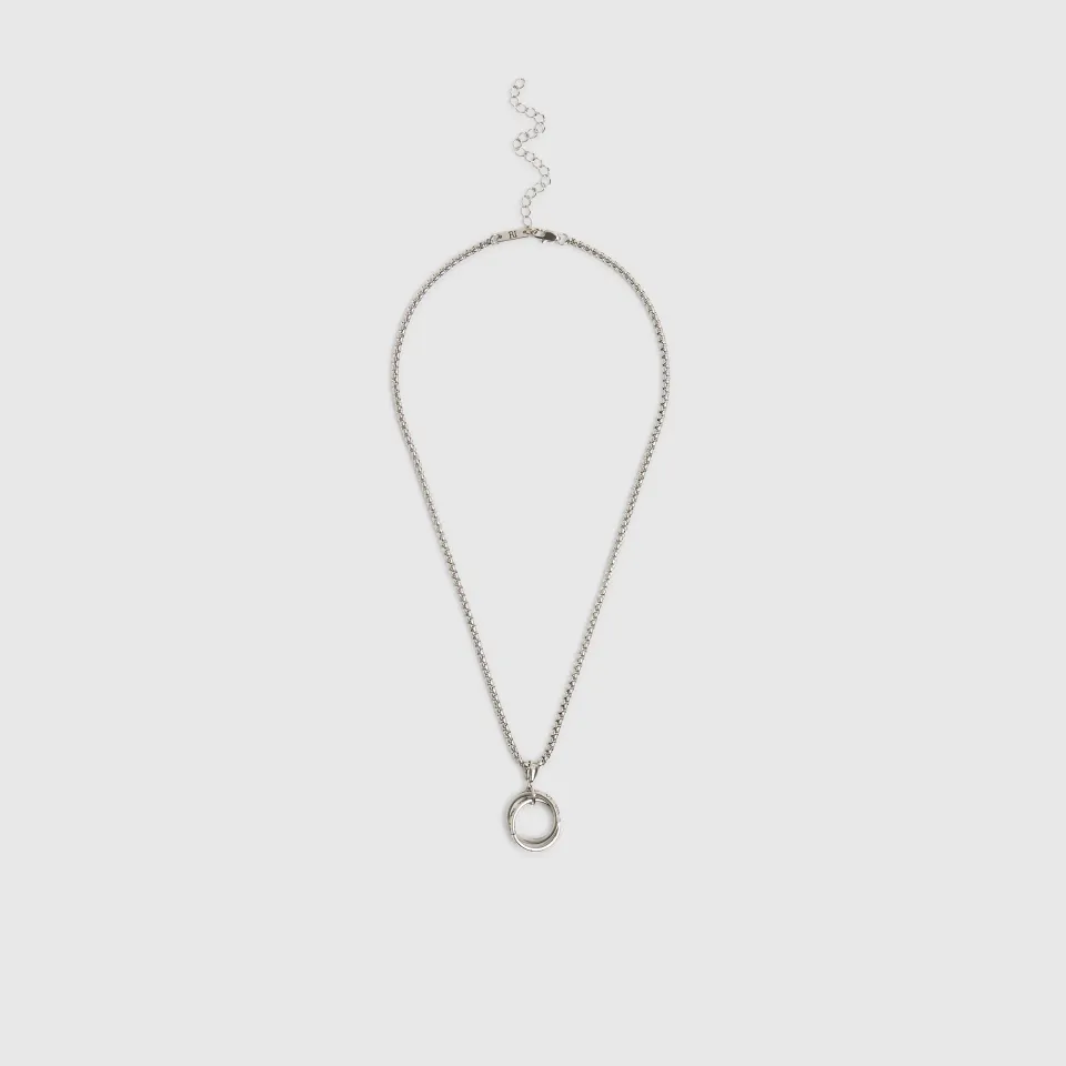 Roman Numerals Circle Pendant Necklace
