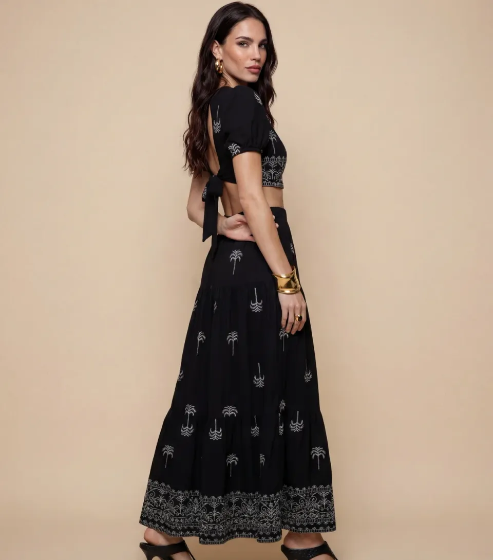 Women's Black Open Back Tiered Maxi Dress