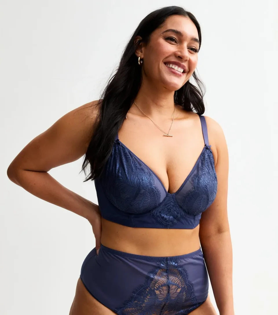 Women's Plus Size Navy Foiled Lace Non Padded Bra Curves