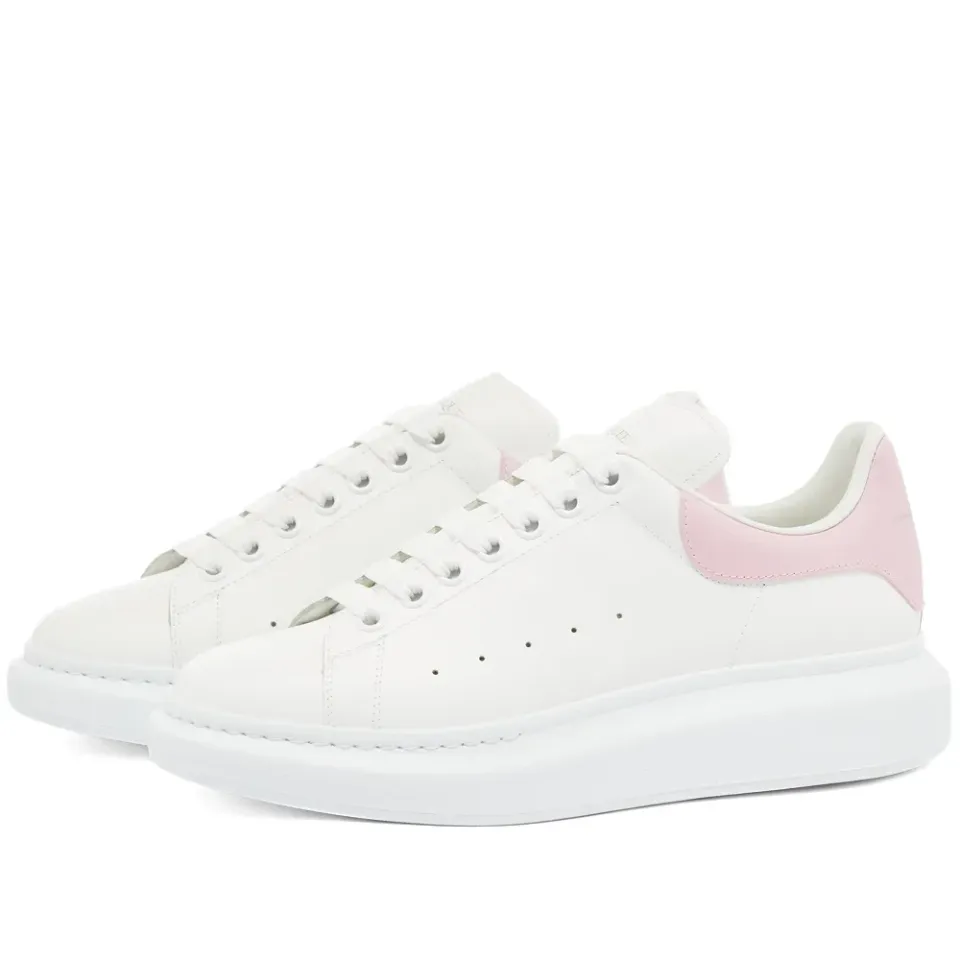 Oversized Sneaker