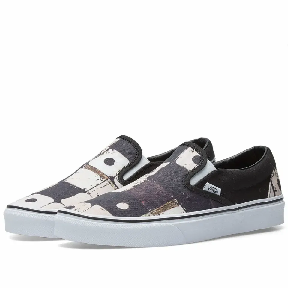 x A Tribe Called Quest Classic Slip On