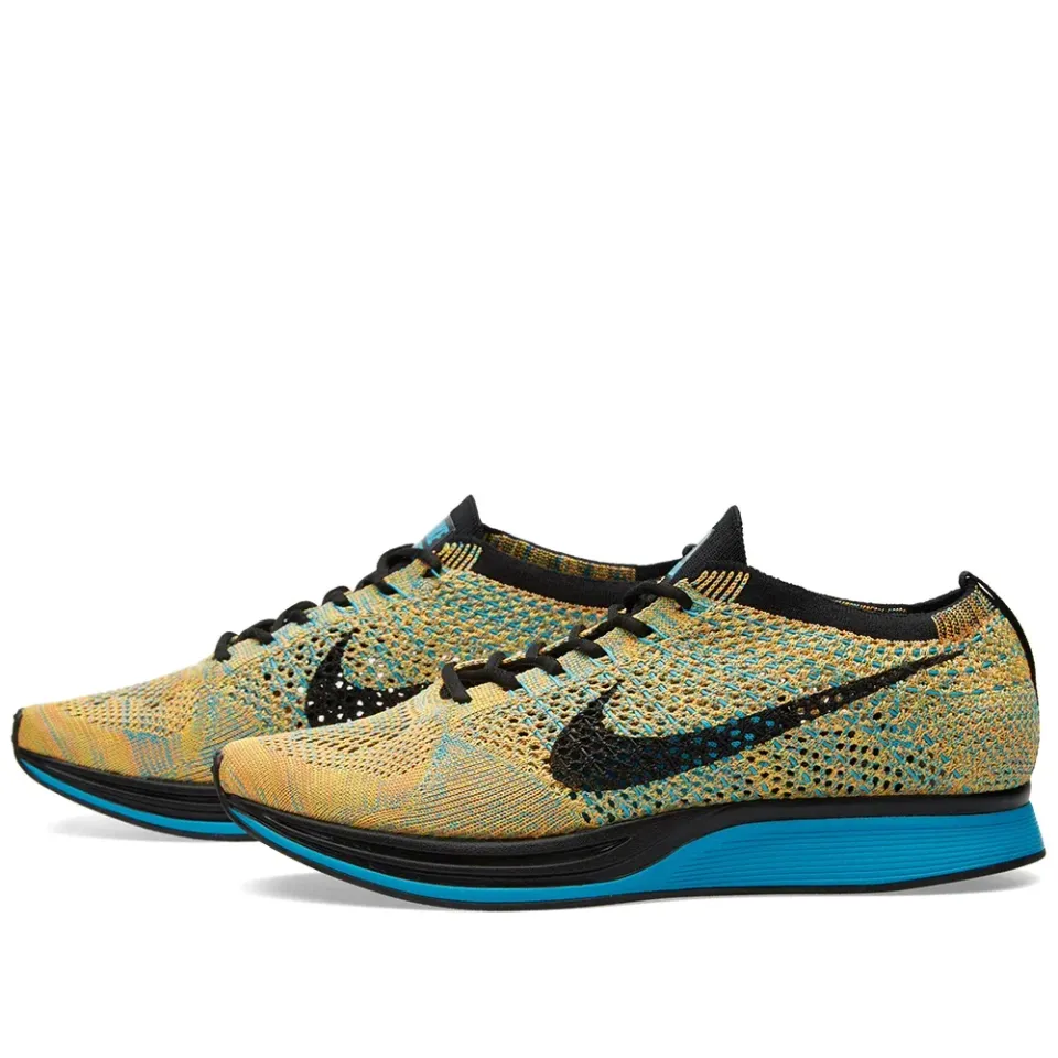 Flyknit Racer