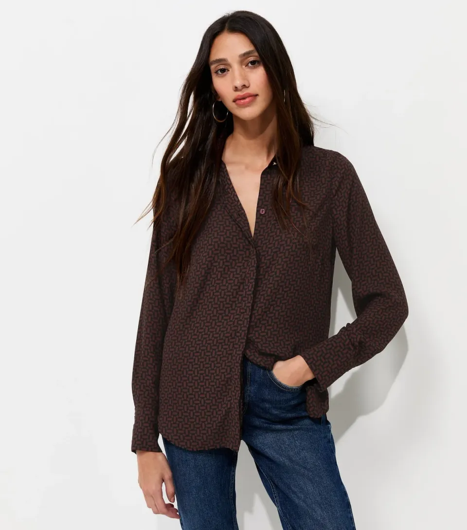Women's Red Geometric Print Long Sleeve Shirt