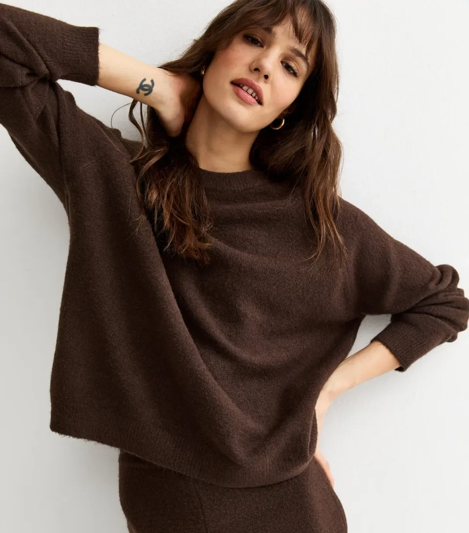 Women's Tall Dark Brown Raglan Sleeve Oversized Jumper