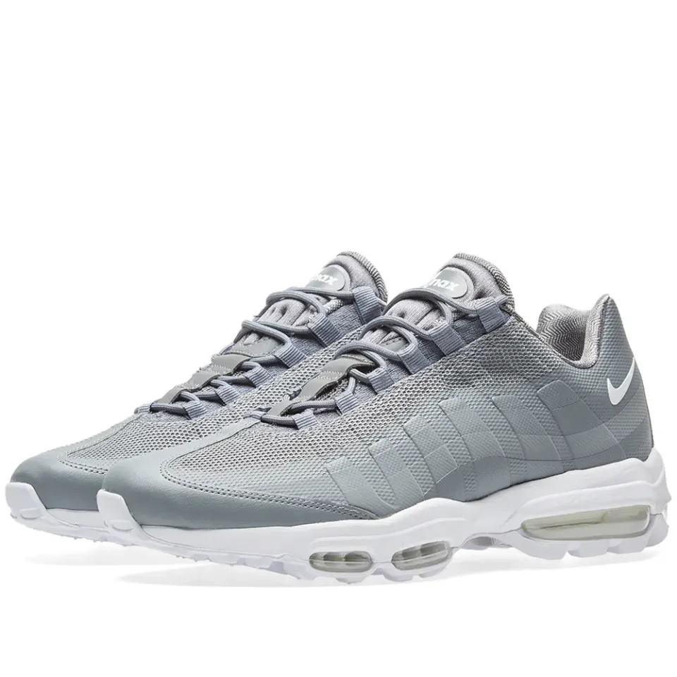 Air Max 95 Ultra Essential