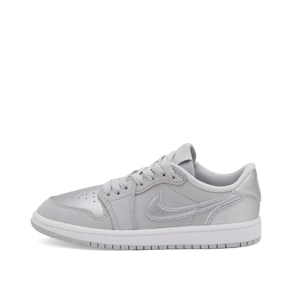 1 Retro Low OG PS
