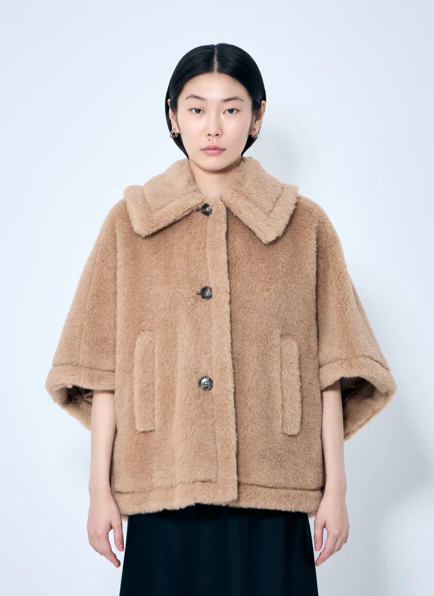 Teddy Fabric Cape