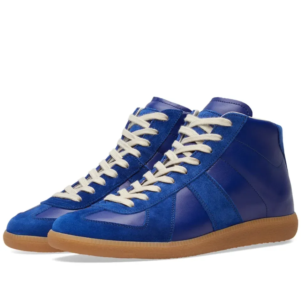 22 Classic Replica High Sneaker