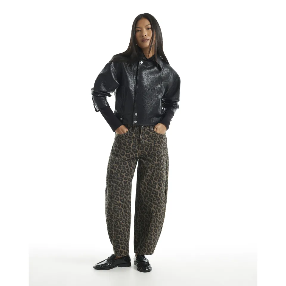 Petite Leopard Print Barrel Leg Jeans