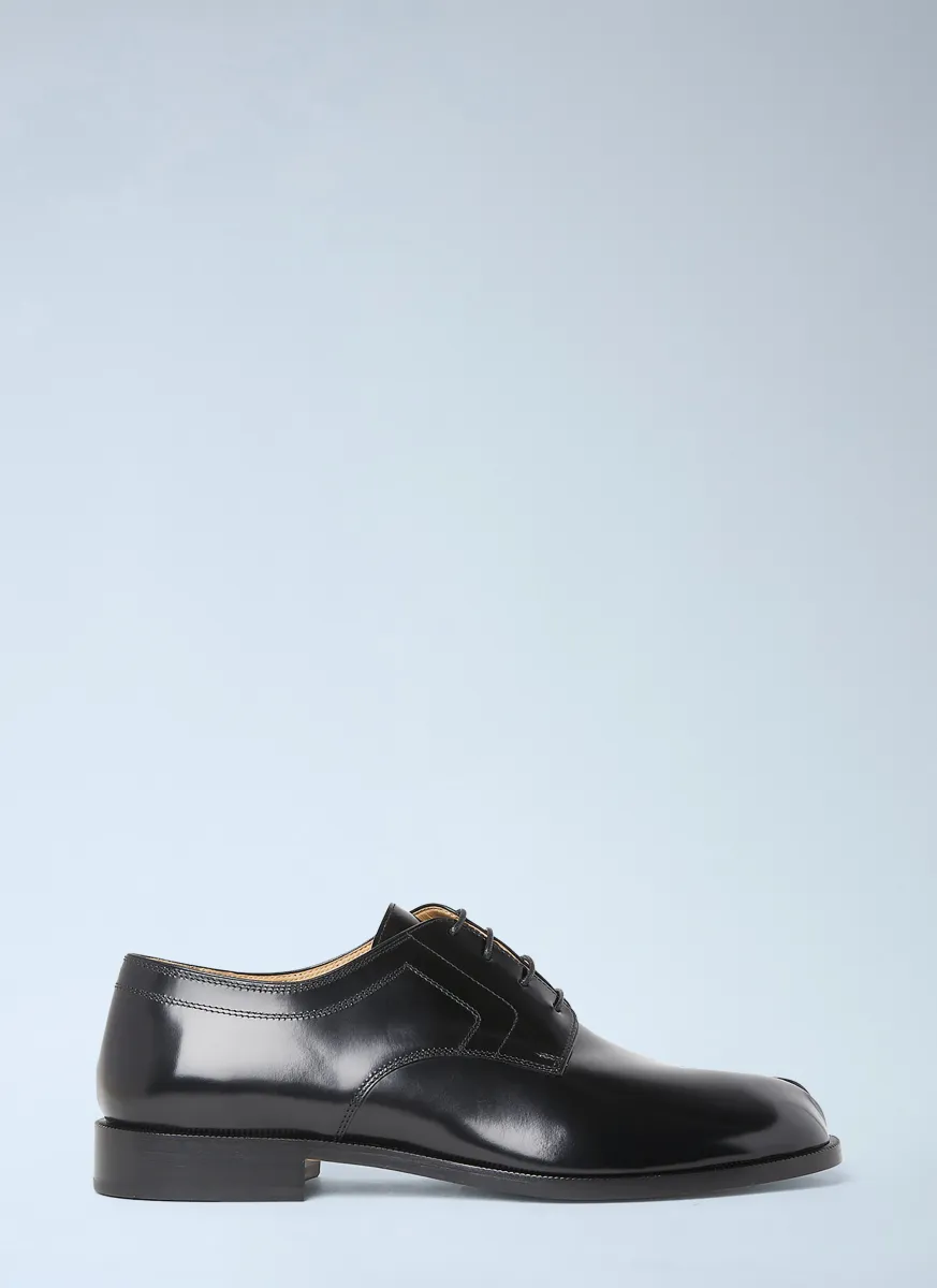 Tabi Brogues