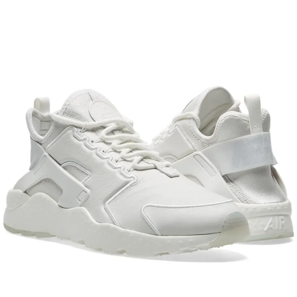 W Air Huarache Run Ultra SI