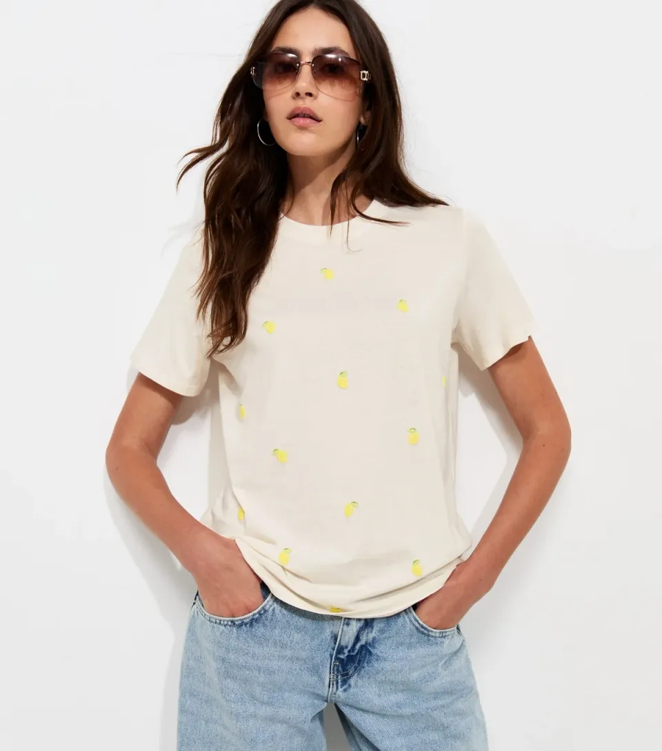 Women's Off White Lemon Print Crew Neck T-Shirt