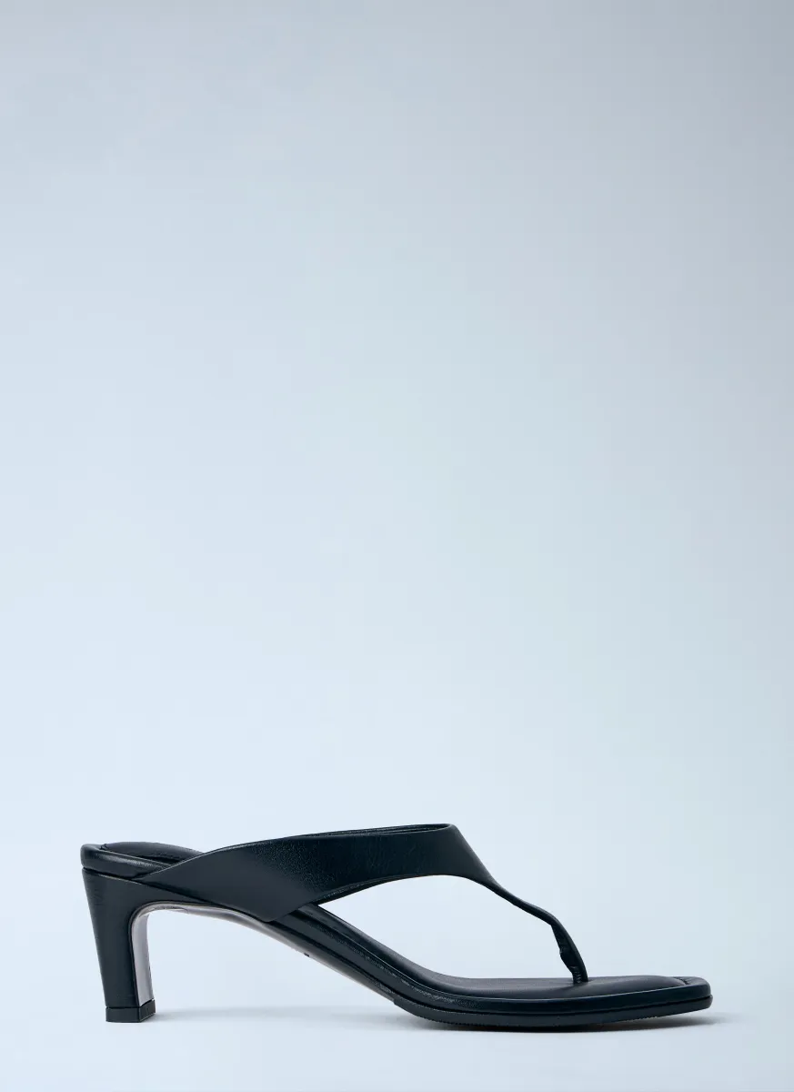 Karasu Sandals
