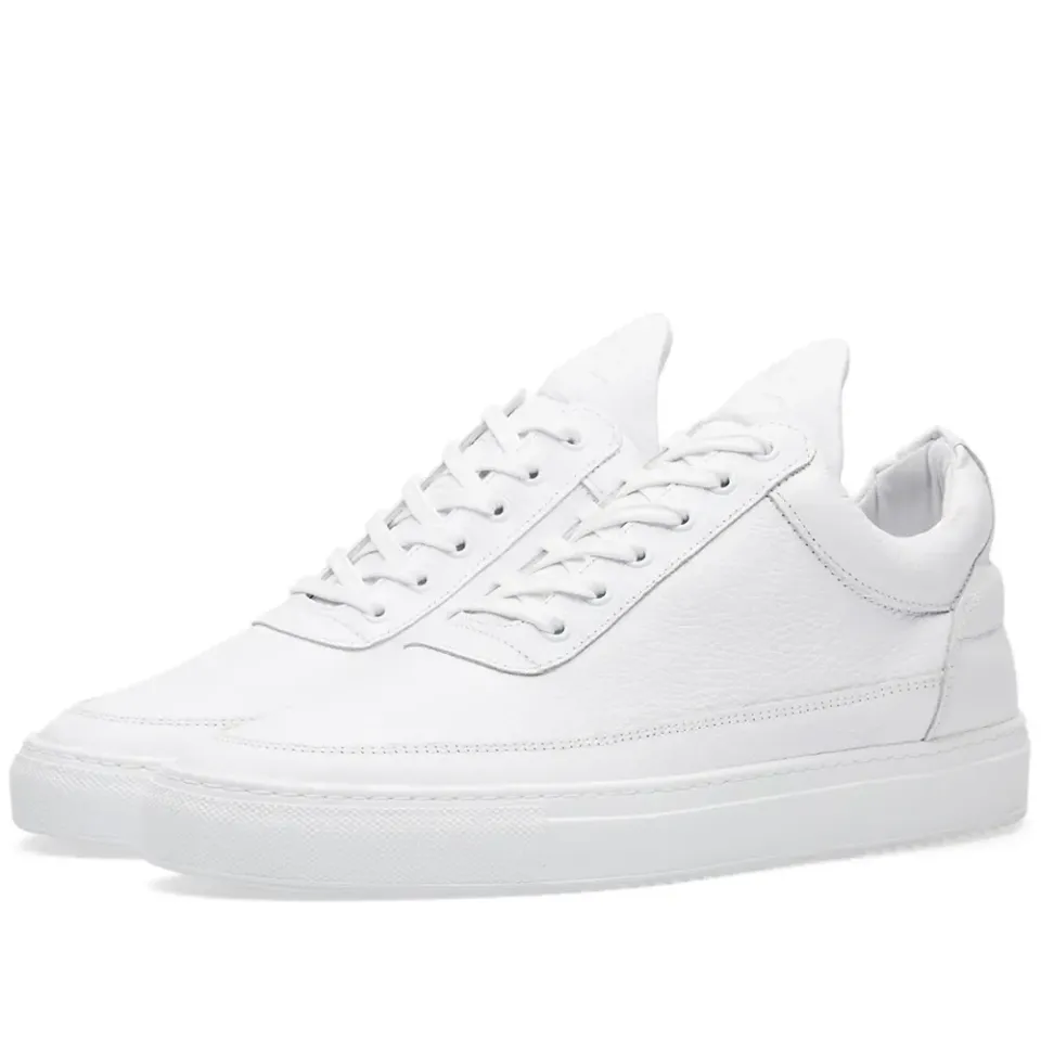 Low Top Sneaker