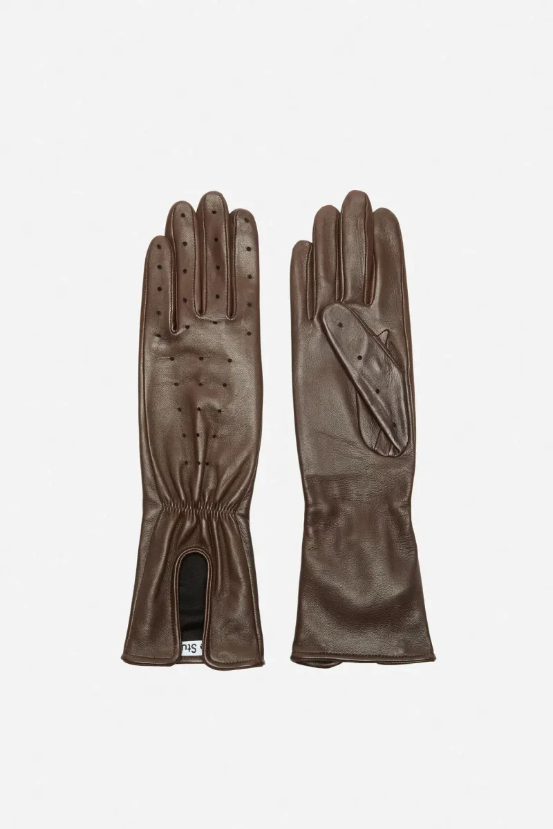 Leather gloves