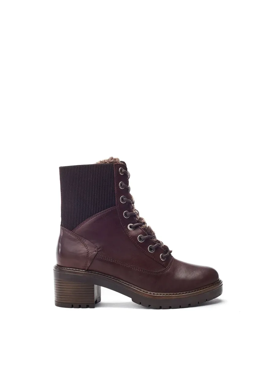Omura Soft-Structured Boots