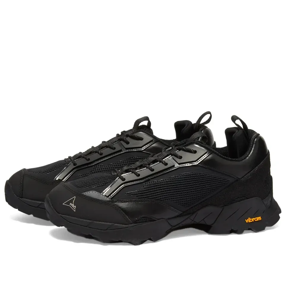 Lhakpa Hiking Sneaker