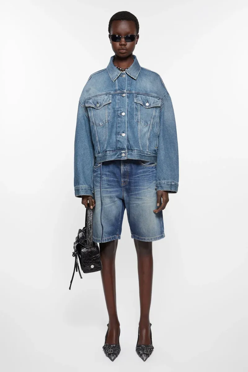 Denim jacket - Relaxed cropped fit