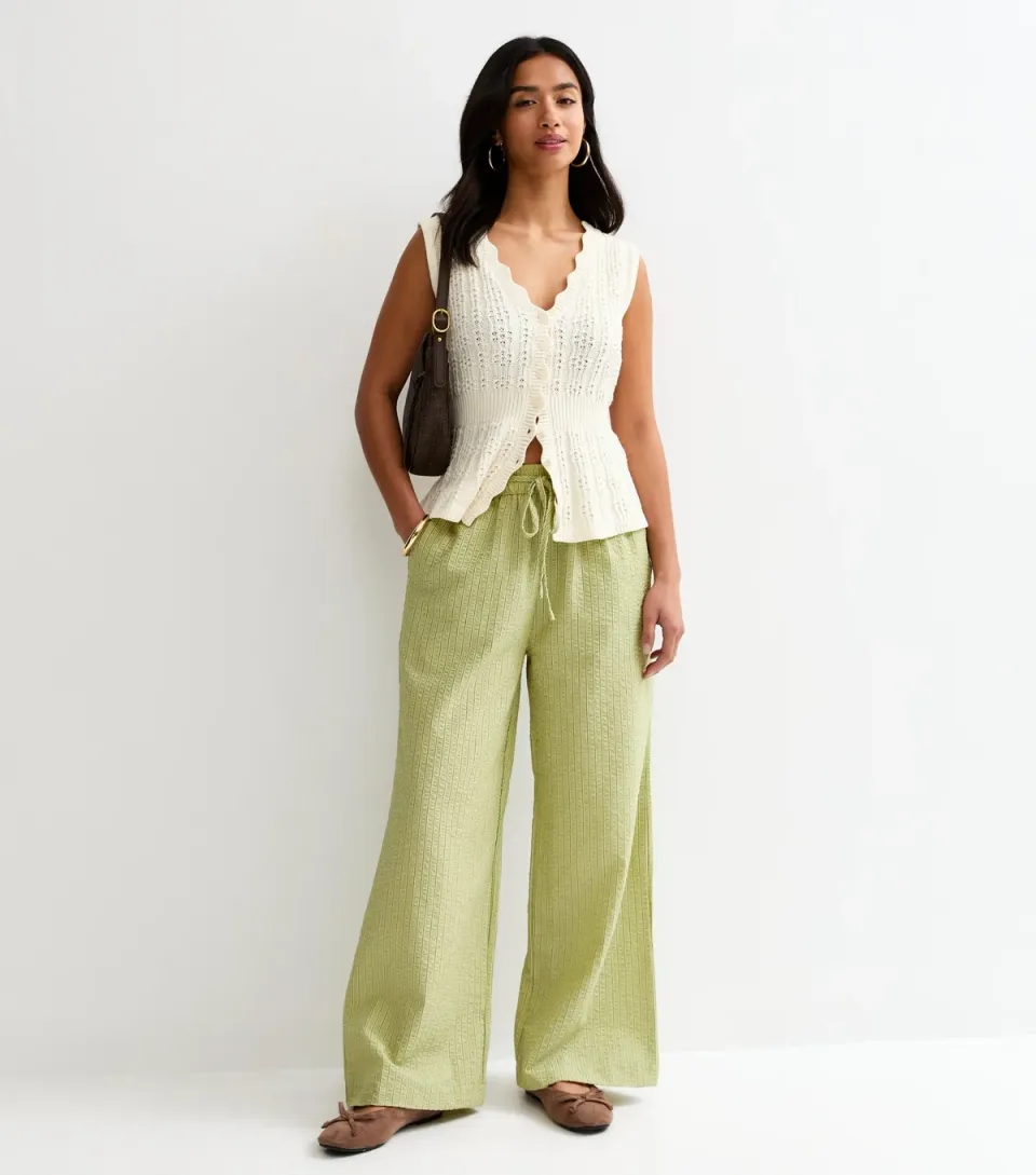 Women's Petite Green Seersucker Striped Wide Leg Trousers